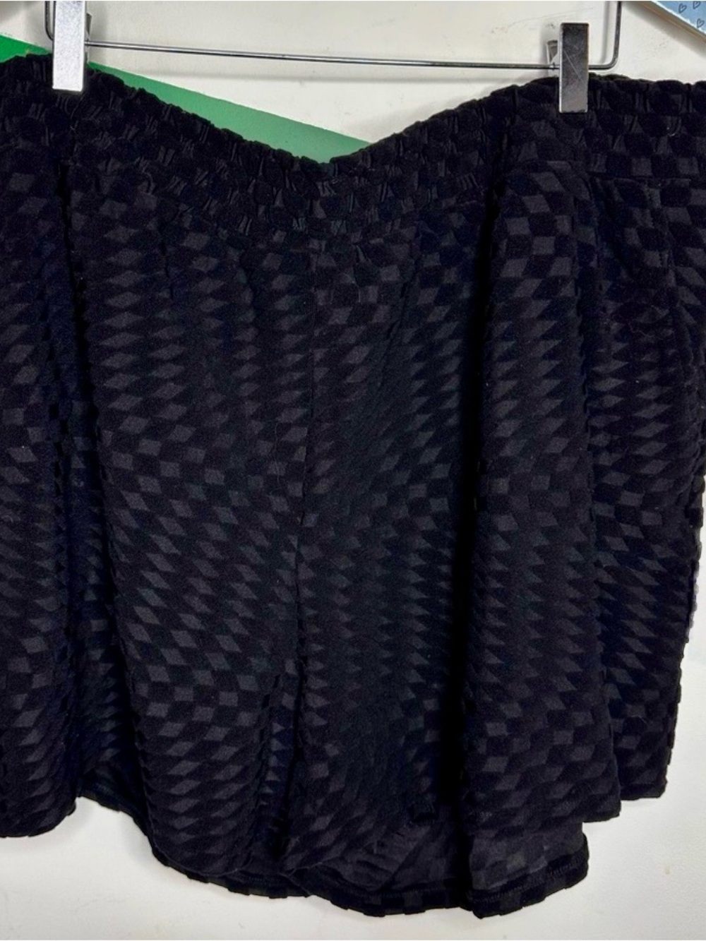 NWT Good American textured shorts size 6